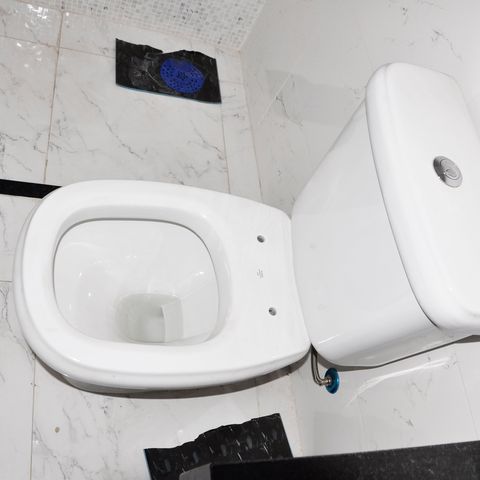 Casa à venda com 180m², 4 quartos e 4 vagas Casa à venda com 180m², 4 quartos e 4 vagasDetalhe - Suíte