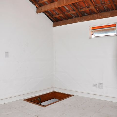 Casa à venda com 180m², 4 quartos e 4 vagas Casa à venda com 180m², 4 quartos e 4 vagasDetalhe - Souton