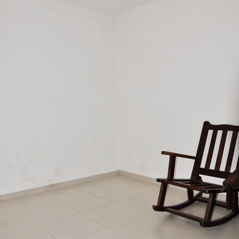 Casa à venda com 180m², 4 quartos e 4 vagas Casa à venda com 180m², 4 quartos e 4 vagasDetalhe - Dispensa ou Quarto 04