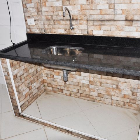 Casa à venda com 180m², 4 quartos e 4 vagas Casa à venda com 180m², 4 quartos e 4 vagasDetalhe - Churrasqueira