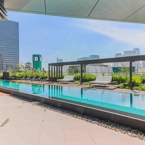 Apartamento à venda com 37m², 1 quarto e 1 vagaÁrea comum - Piscina