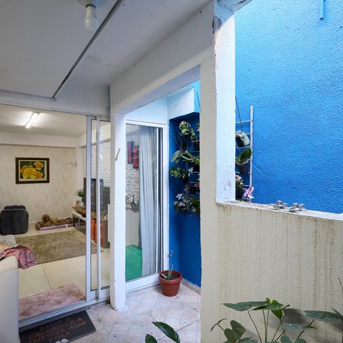 Casa à venda com 200m², 4 quartos e 2 vagasQuintal 