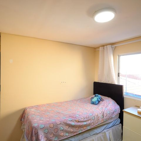 Casa à venda com 200m², 4 quartos e 2 vagasQuarto 2