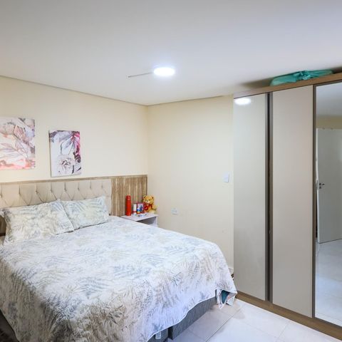 Casa à venda com 200m², 4 quartos e 2 vagasQuarto 1 suíte 