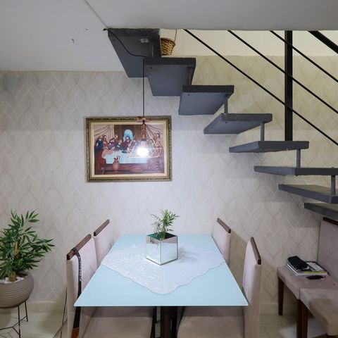Casa à venda com 200m², 4 quartos e 2 vagasSala de estar e Jantar
