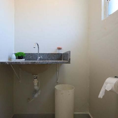 Casa à venda com 200m², 4 quartos e 2 vagasrooftop banheiro