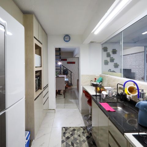Casa à venda com 200m², 4 quartos e 2 vagasCozinha