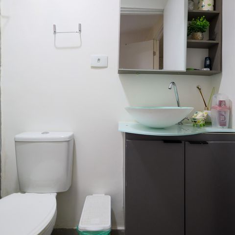 Casa à venda com 200m², 4 quartos e 2 vagasBanheiro da Suíte 1