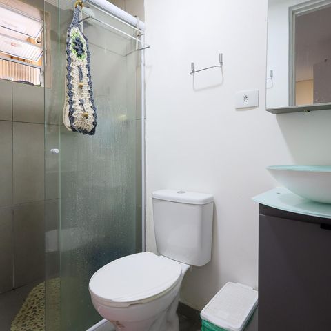 Casa à venda com 200m², 4 quartos e 2 vagasBanheiro da Suíte 1