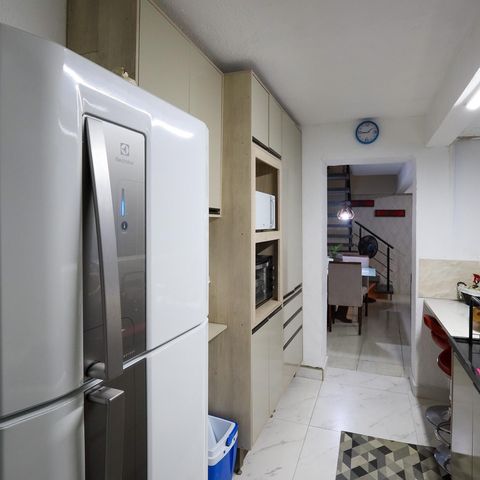 Casa à venda com 200m², 4 quartos e 2 vagasCozinha