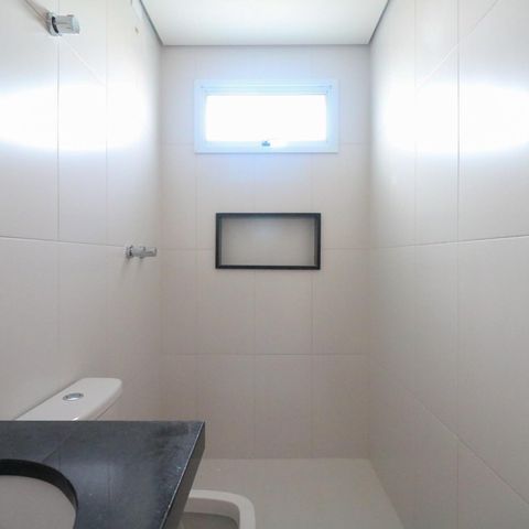 Apartamento à venda com 84m², 3 quartos e 2 vagasBanheiro da Suíte
