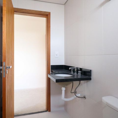 Apartamento à venda com 84m², 3 quartos e 2 vagasBanheiro da Suíte