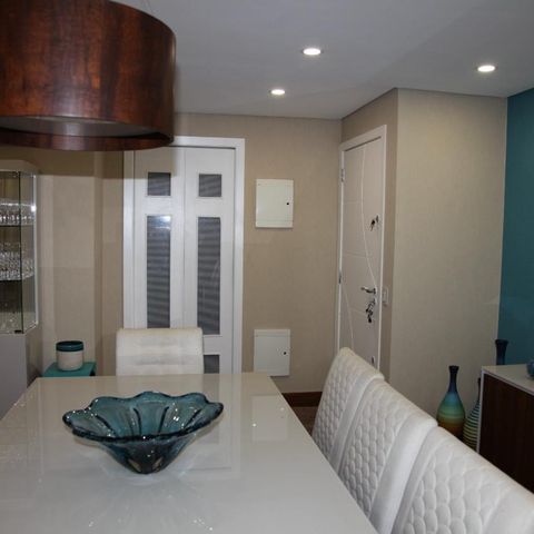 Apartamento à venda com 133m², 3 quartos e 2 vagas Apartamento à venda com 133m², 3 quartos e 2 vagasSala de Jantar