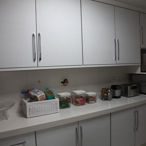 Apartamento à venda com 133m², 3 quartos e 2 vagas Apartamento à venda com 133m², 3 quartos e 2 vagasCozinha