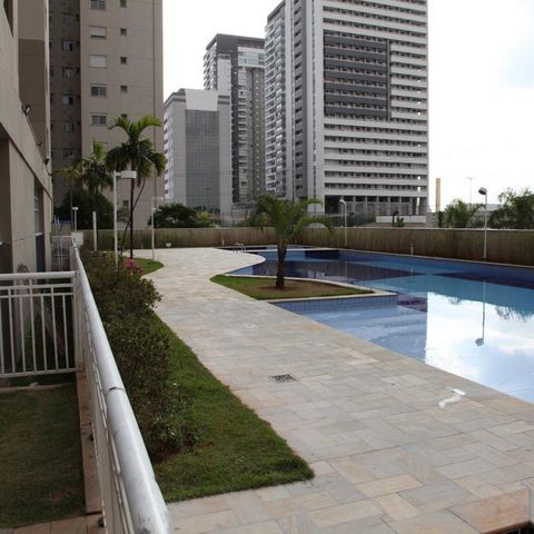 Apartamento à venda com 133m², 3 quartos e 2 vagas Apartamento à venda com 133m², 3 quartos e 2 vagasPiscina