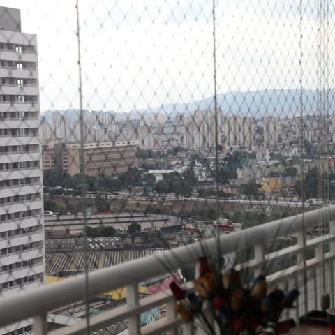 Apartamento à venda com 133m², 3 quartos e 2 vagas Apartamento à venda com 133m², 3 quartos e 2 vagasVaranda