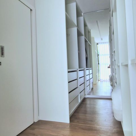 Casa de condomínio à venda com 1000m², 4 quartos e 4 vagasCloset suíte 4