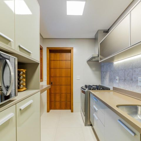 Casa de condomínio à venda com 182m², 3 quartos e 2 vagas