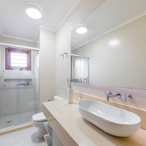 Casa de condomínio à venda com 182m², 3 quartos e 2 vagas
