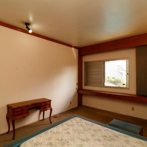 Casa para alugar com 530m², 4 quartos e 3 vagas Casa para alugar com 530m², 4 quartos e 3 vagasSuíte