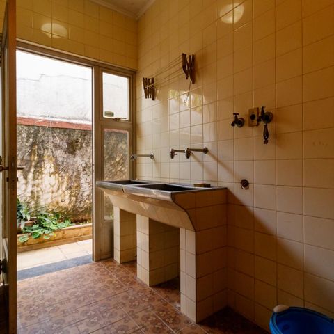 Casa para alugar com 530m², 4 quartos e 3 vagas Casa para alugar com 530m², 4 quartos e 3 vagasÁrea de Serviço