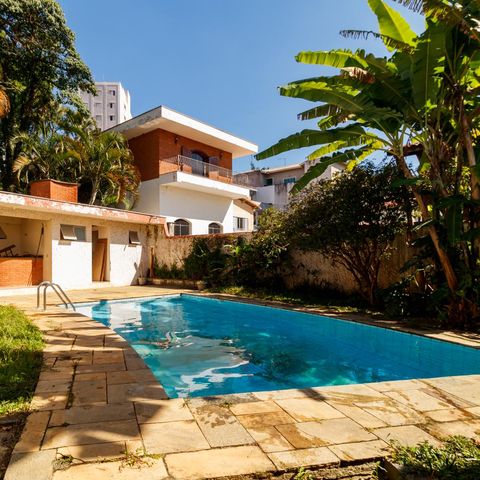 Casa para alugar com 530m², 4 quartos e 3 vagas Casa para alugar com 530m², 4 quartos e 3 vagasÁrea de lazer