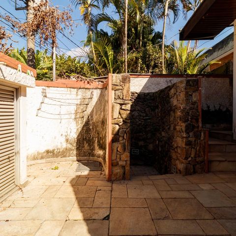 Casa para alugar com 530m², 4 quartos e 3 vagas Casa para alugar com 530m², 4 quartos e 3 vagasQuintal