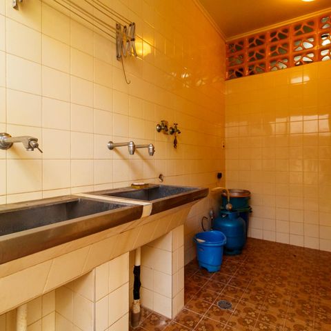 Casa para alugar com 530m², 4 quartos e 3 vagas Casa para alugar com 530m², 4 quartos e 3 vagasÁrea de Serviço
