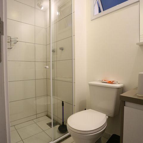 Apartamento à venda com 66m², 2 quartos e 2 vagas Apartamento à venda com 66m², 2 quartos e 2 vagasBanheiro