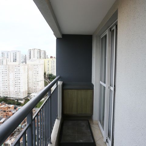 Apartamento à venda com 66m², 2 quartos e 2 vagas Apartamento à venda com 66m², 2 quartos e 2 vagasVaranda