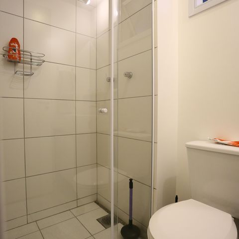 Apartamento à venda com 66m², 2 quartos e 2 vagas Apartamento à venda com 66m², 2 quartos e 2 vagasBanheiro