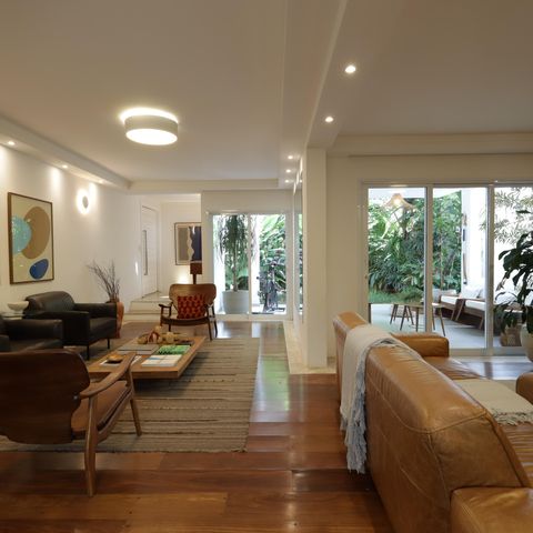 Casa à venda com 351m², 3 quartos e 3 vagasSala
