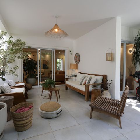 Casa à venda com 351m², 3 quartos e 3 vagasVaranda da Sala