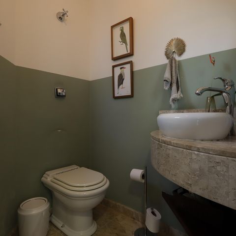 Casa à venda com 351m², 3 quartos e 3 vagasLavabo