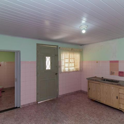 Casa à venda com 320m², 3 quartos e 2 vagas Casa à venda com 320m², 3 quartos e 2 vagasCasa 2 Cozinha