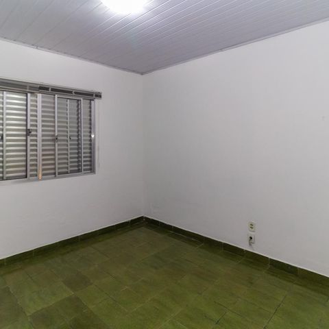 Casa à venda com 320m², 3 quartos e 2 vagas Casa à venda com 320m², 3 quartos e 2 vagasCasa 1 Quarto 1