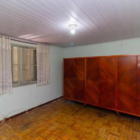 Casa à venda com 320m², 3 quartos e 2 vagas Casa à venda com 320m², 3 quartos e 2 vagasCasa 2 Quarto