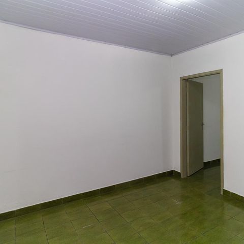 Casa à venda com 320m², 3 quartos e 2 vagas Casa à venda com 320m², 3 quartos e 2 vagasCasa 1 Sala 2