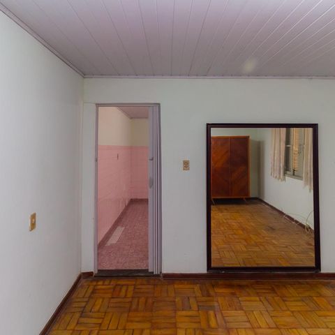 Casa à venda com 320m², 3 quartos e 2 vagas Casa à venda com 320m², 3 quartos e 2 vagasCasa 2 Quarto