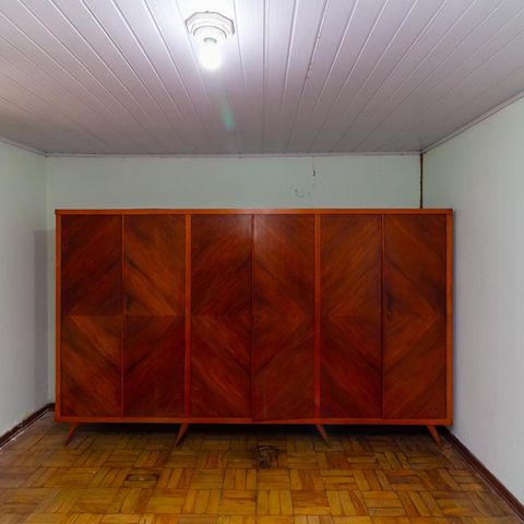 Casa à venda com 320m², 3 quartos e 2 vagas Casa à venda com 320m², 3 quartos e 2 vagasCasa 2 Quarto