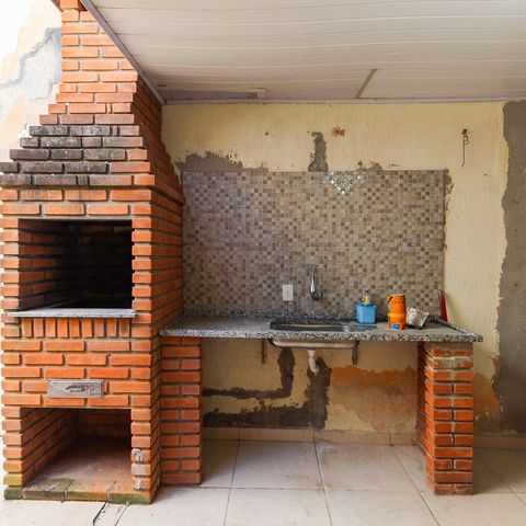 Casa à venda com 125m², 2 quartos e 2 vagas Casa à venda com 125m², 2 quartos e 2 vagasChurrasqueira