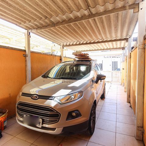 Casa à venda com 125m², 2 quartos e 2 vagas Casa à venda com 125m², 2 quartos e 2 vagasGaragem