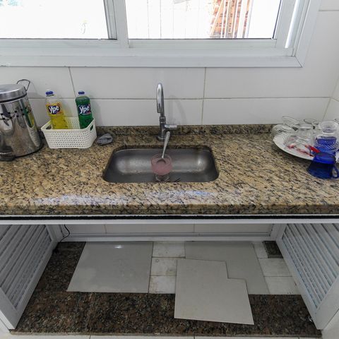 Casa à venda com 125m², 2 quartos e 2 vagas Casa à venda com 125m², 2 quartos e 2 vagasCozinha
