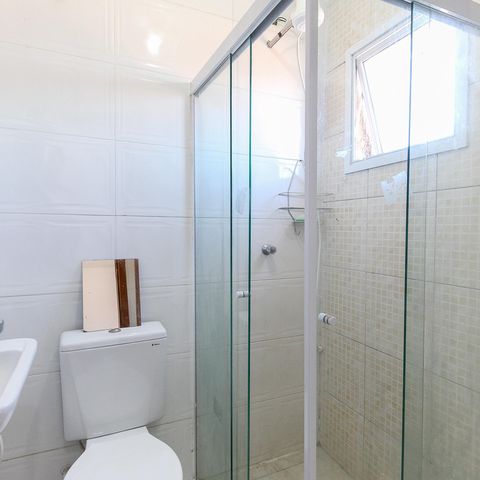 Casa à venda com 125m², 2 quartos e 2 vagas Casa à venda com 125m², 2 quartos e 2 vagasBanheiro da Suíte 2