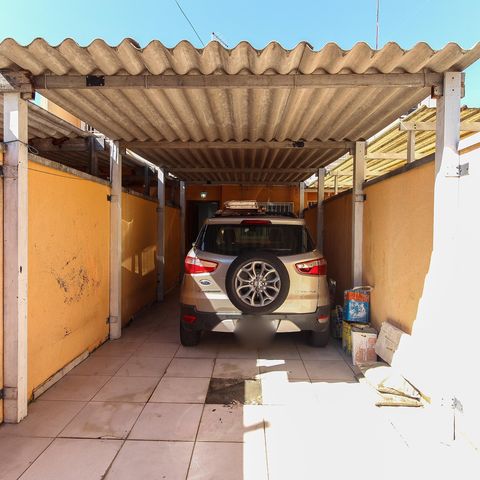 Casa à venda com 125m², 2 quartos e 2 vagas Casa à venda com 125m², 2 quartos e 2 vagasGaragem
