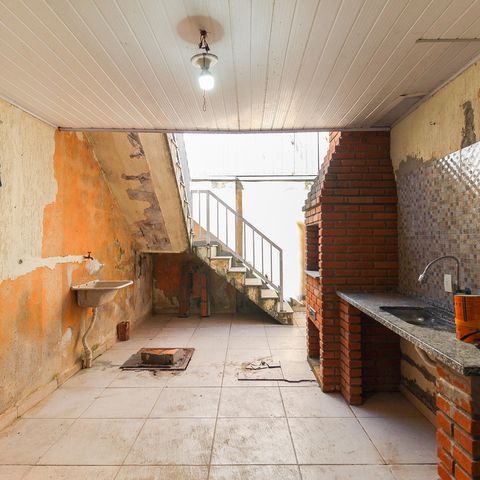 Casa à venda com 125m², 2 quartos e 2 vagas Casa à venda com 125m², 2 quartos e 2 vagasChurrasqueira