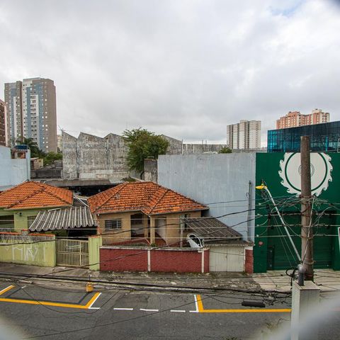 Apartamento para alugar com 120m², 2 quartos e 1 vaga Apartamento para alugar com 120m², 2 quartos e 1 vagaVaranda da Suíte