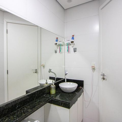 Apartamento para alugar com 120m², 2 quartos e 1 vaga Apartamento para alugar com 120m², 2 quartos e 1 vagaBanheiro social