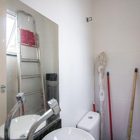 Apartamento para alugar com 120m², 2 quartos e 1 vaga Apartamento para alugar com 120m², 2 quartos e 1 vagaBanheiro de serviço