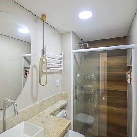 Apartamento à venda com 43m², 2 quartos e 1 vagaBanheiro